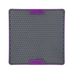 Lickimat Soother Tuff -Beeztees Store lickimat soother tuff rood 197396 0500 none